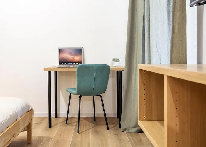 Maison Celeste 2 E 4 Bed & Breakfast